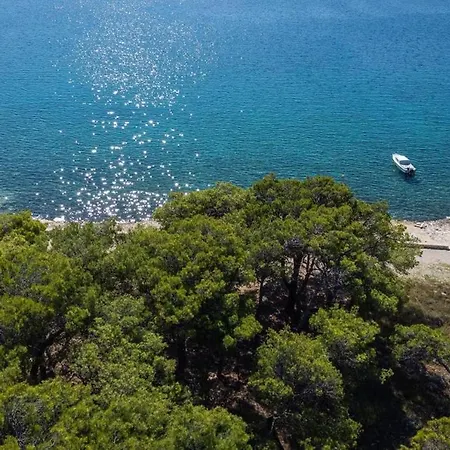 Apartman 123 *
